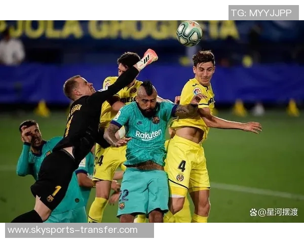 足总杯惊现神扑本菲卡逆转巴萨引发争议判罚全场沸腾